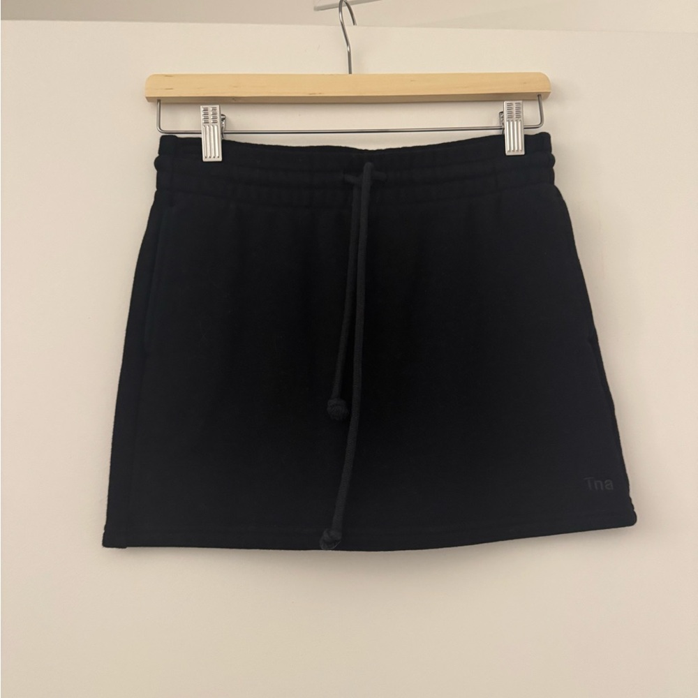 TNA Black Athleisure Skirt